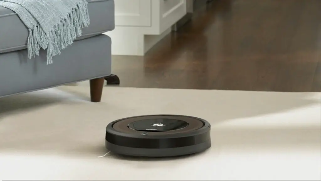 Roomba 690 vs 891, both perform well on carpet