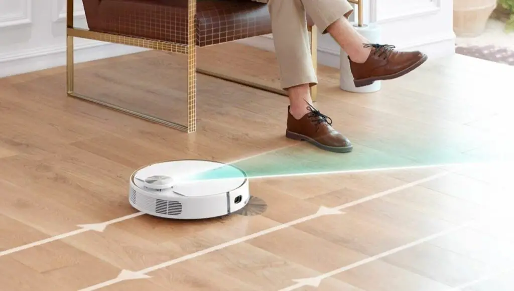 Eufy by anker robovac l70 hybrid vacuum multi-surfaces and mop hard-floors for a deeper clean
