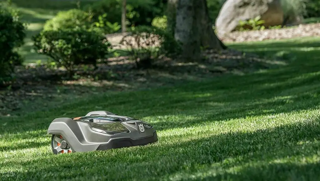 husqvarna 450xh is a robotic mower that trims your yard without any supervision or operation required
